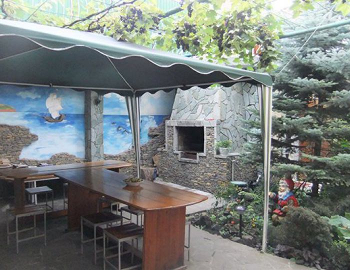 Зона отдыха у камина - Отель «Испанский Дворик»